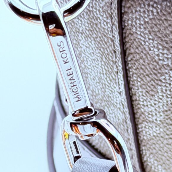 "Hyde" by Michael Kors - Picture 13 of 14